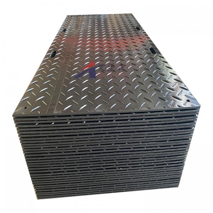 防滑塑料路垫—— 石油专用环保聚乙烯铺路板